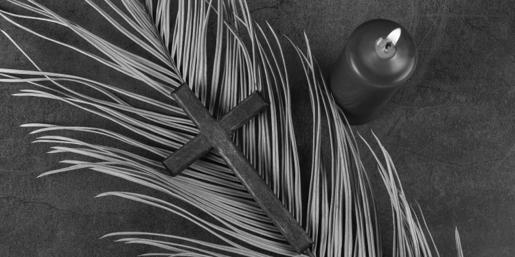 Lent Candle 2.5 x 2.5 Square - BW