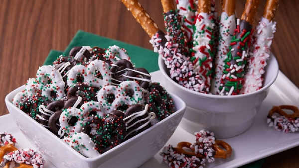 chocolate covered pretzels